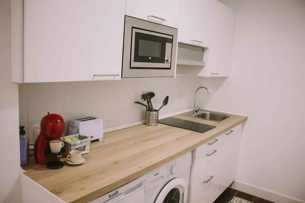 Precioso Apartamento Junto Al Casco Historico Malaga Bagian luar foto